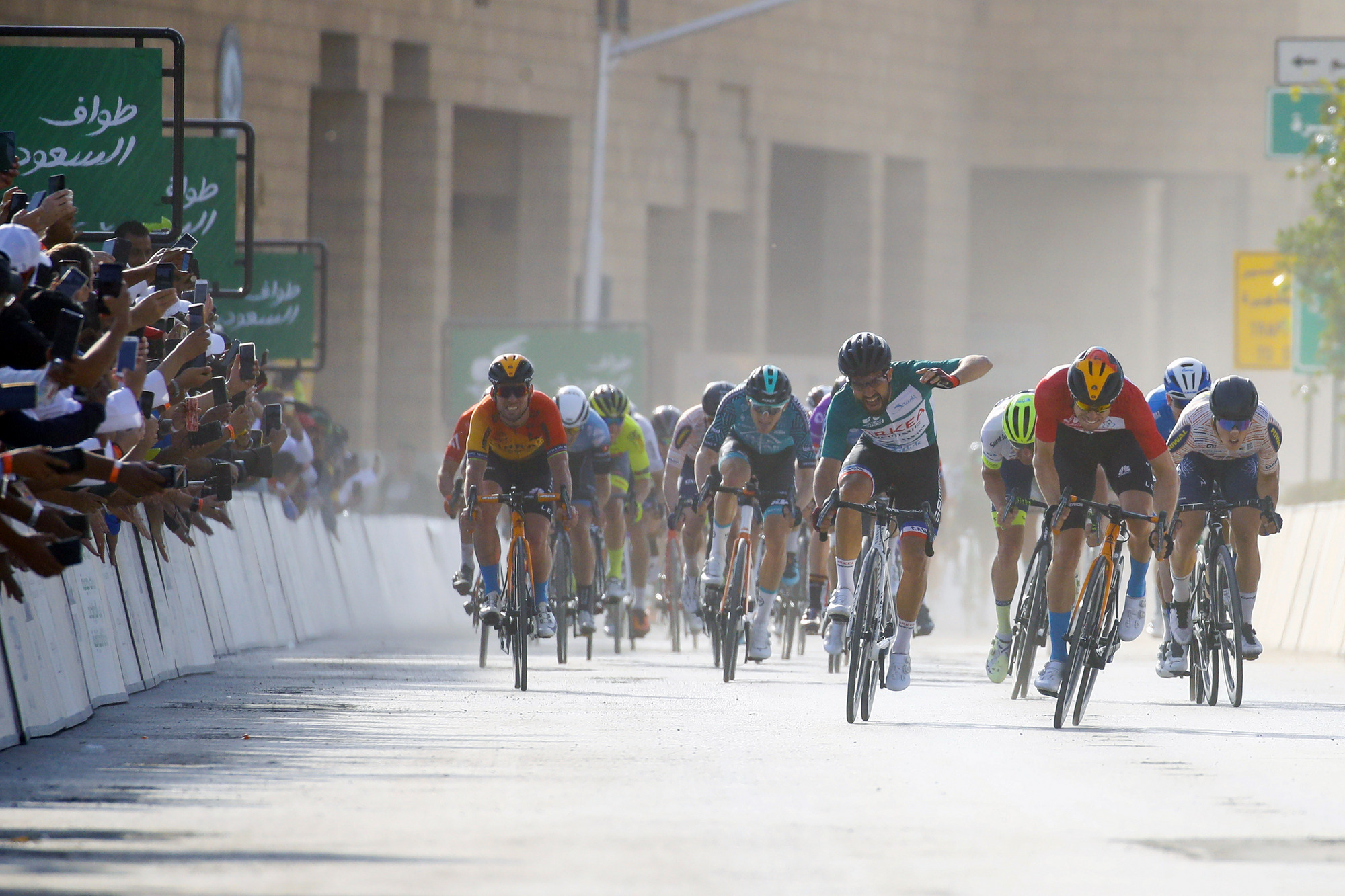 Saudi Tour Premiérový ročník vyhral Bauhaus Cyklonews.sk