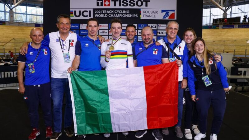 INEOS Grenadiers a Elia Viviani sa opäť stretnú